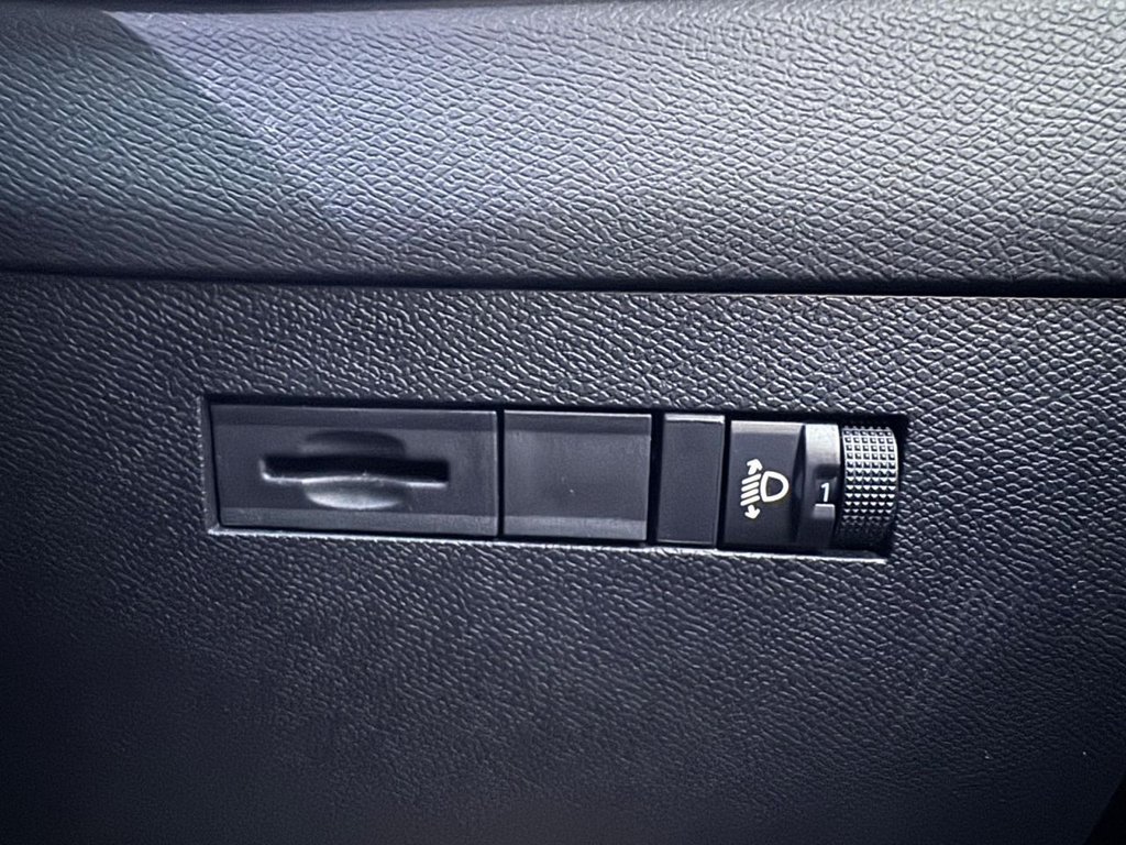 Used Vauxhall Astra 2024 for sale - 77976568: Photo 29