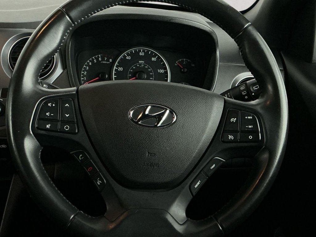 Used Hyundai i10 2018 for sale - 77401347: Photo 40