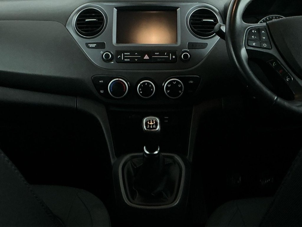 Used Hyundai i10 2018 for sale - 77401347: Photo 41