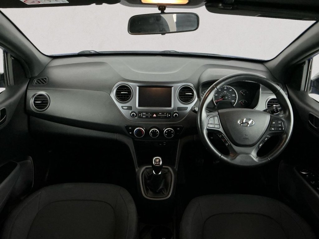 Used Hyundai i10 2018 for sale - 77401347: Photo 42