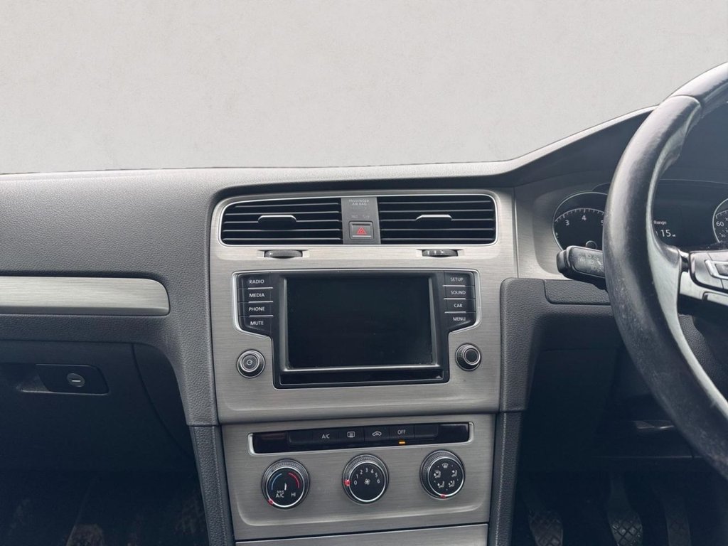 Used Volkswagen Golf 2015 for sale - 77706135: Photo 14