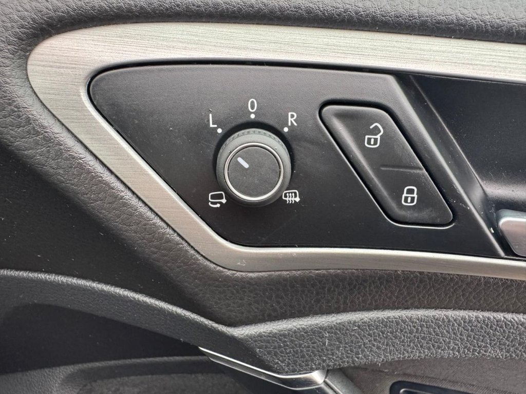 Used Volkswagen Golf 2015 for sale - 77706135: Photo 28