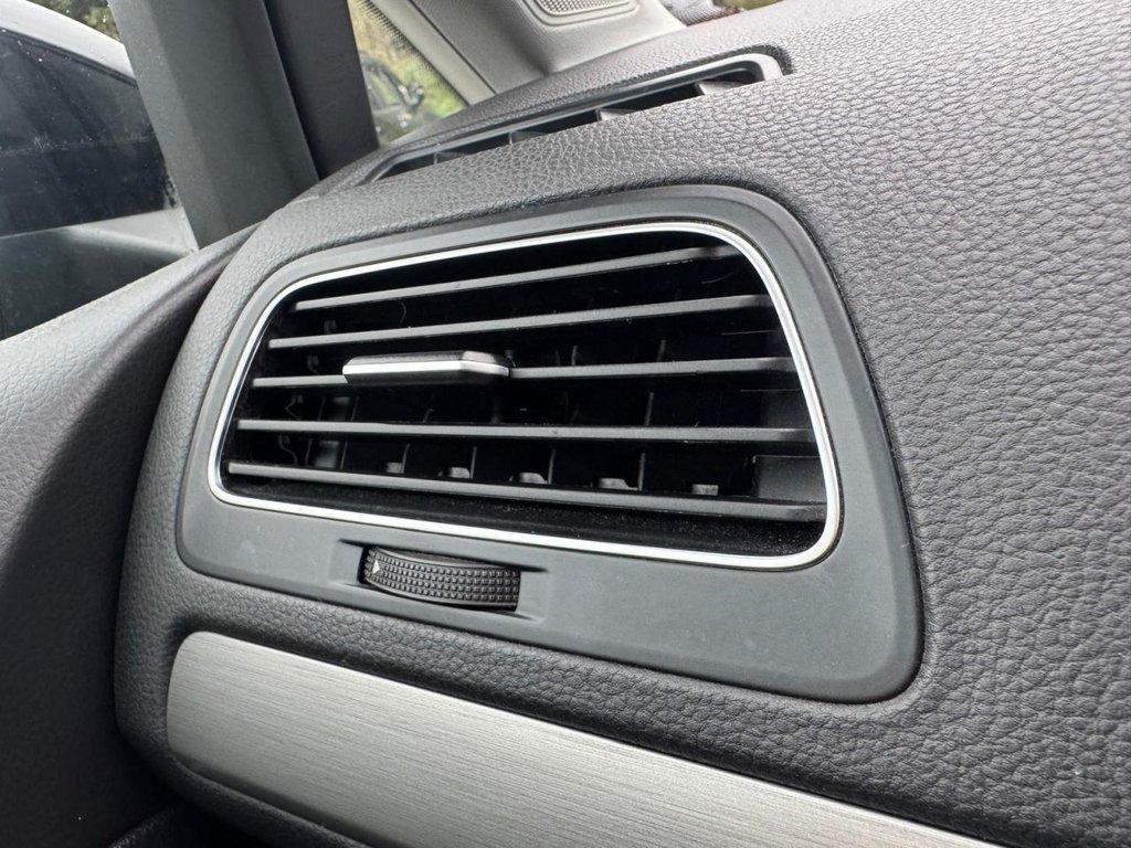 Used Volkswagen Golf 2015 for sale - 77706135: Photo 31