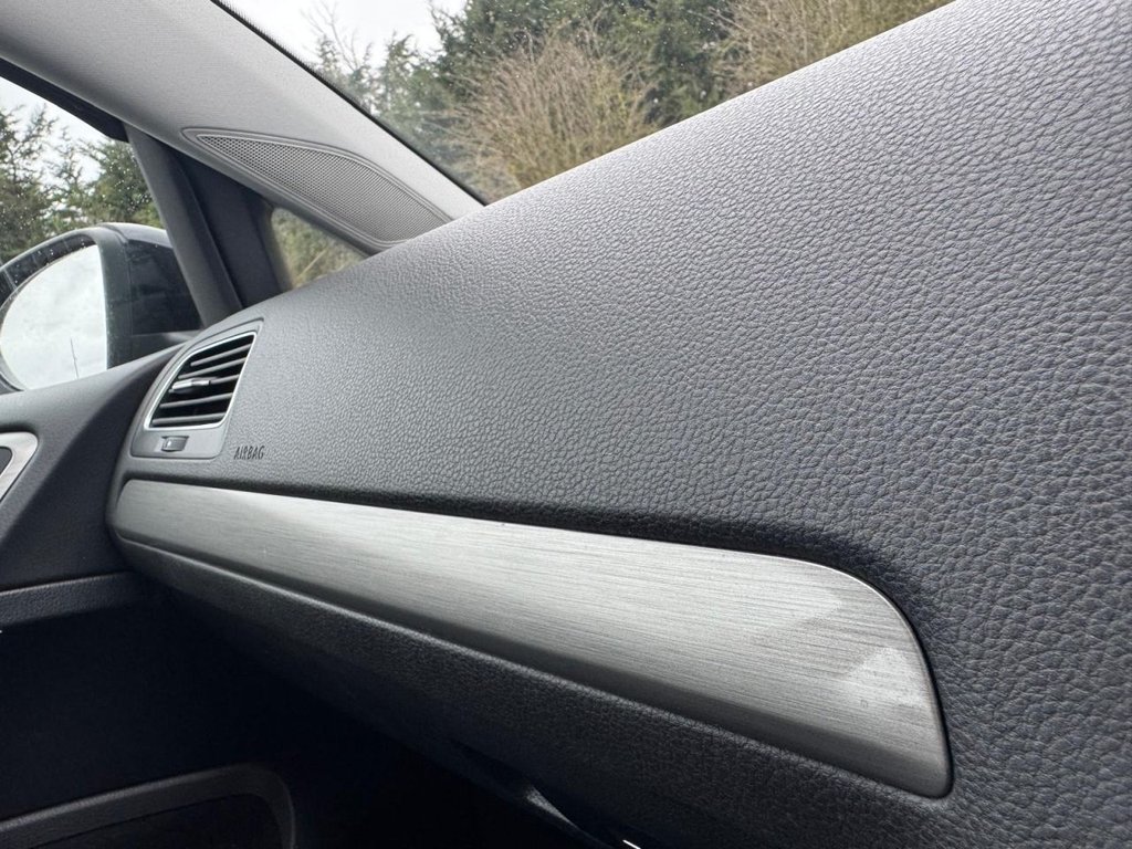 Used Volkswagen Golf 2015 for sale - 77706135: Photo 32