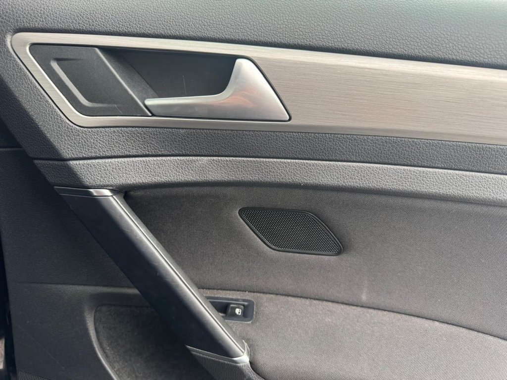 Used Volkswagen Golf 2015 for sale - 77706135: Photo 33