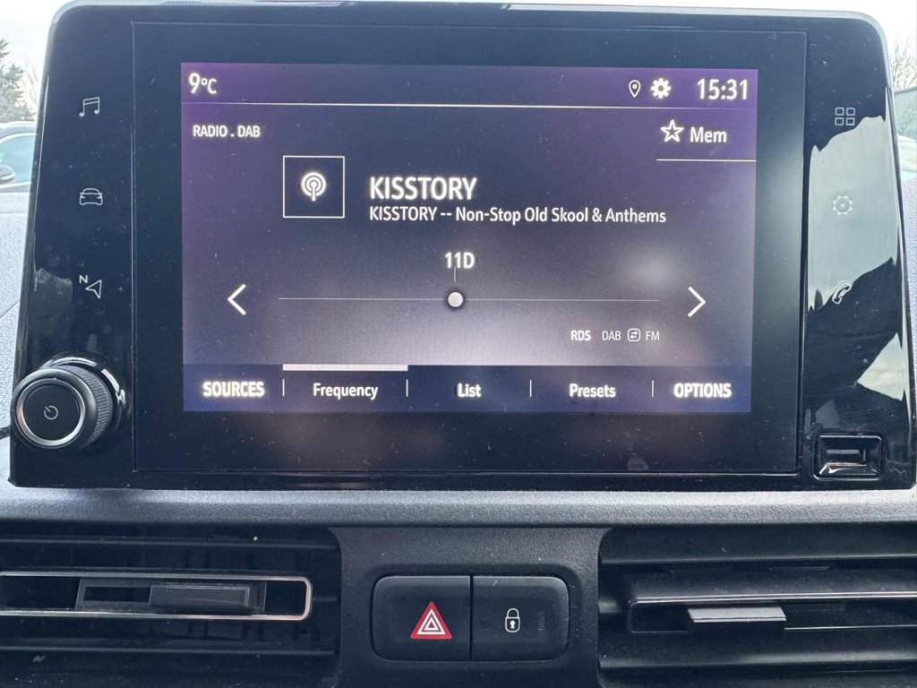 Used Vauxhall Combo Life 2020 for sale - 77372810: Photo 25