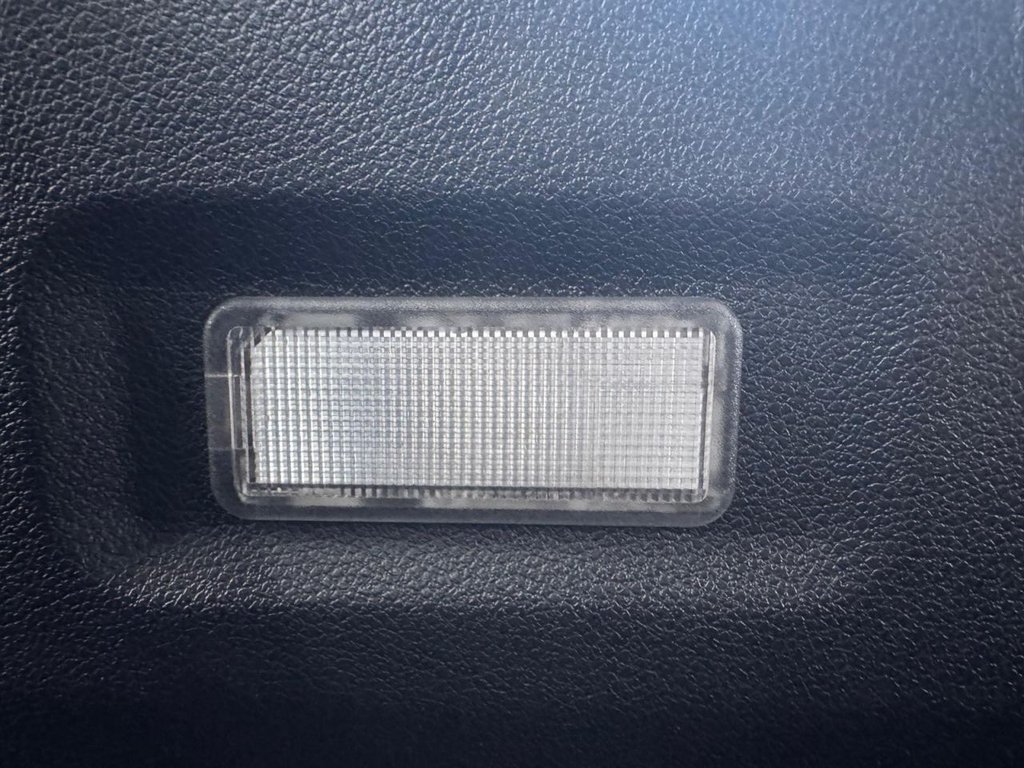 Used Vauxhall Combo Life 2020 for sale - 77372810: Photo 39