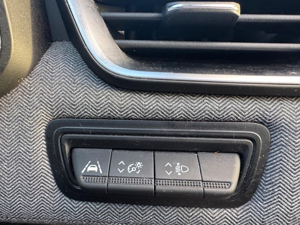 Used Renault Clio 2024 for sale - 77369082: Photo 24