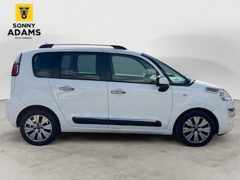 Used Citroen C3 Picasso 2015 for sale - 79544770: Photo