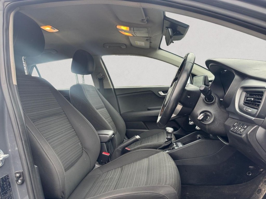 Used Kia Stonic 2022 for sale - 77706129: Photo 11