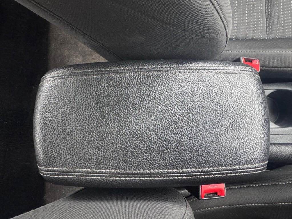 Used Kia Stonic 2022 for sale - 77706129: Photo 32