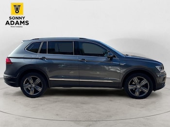 Used Volkswagen Tiguan Allspace 2020 for sale - 78431174: Photo