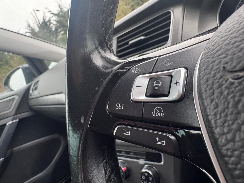 Used Volkswagen Golf 2014 for sale - 77841281: Photo 17