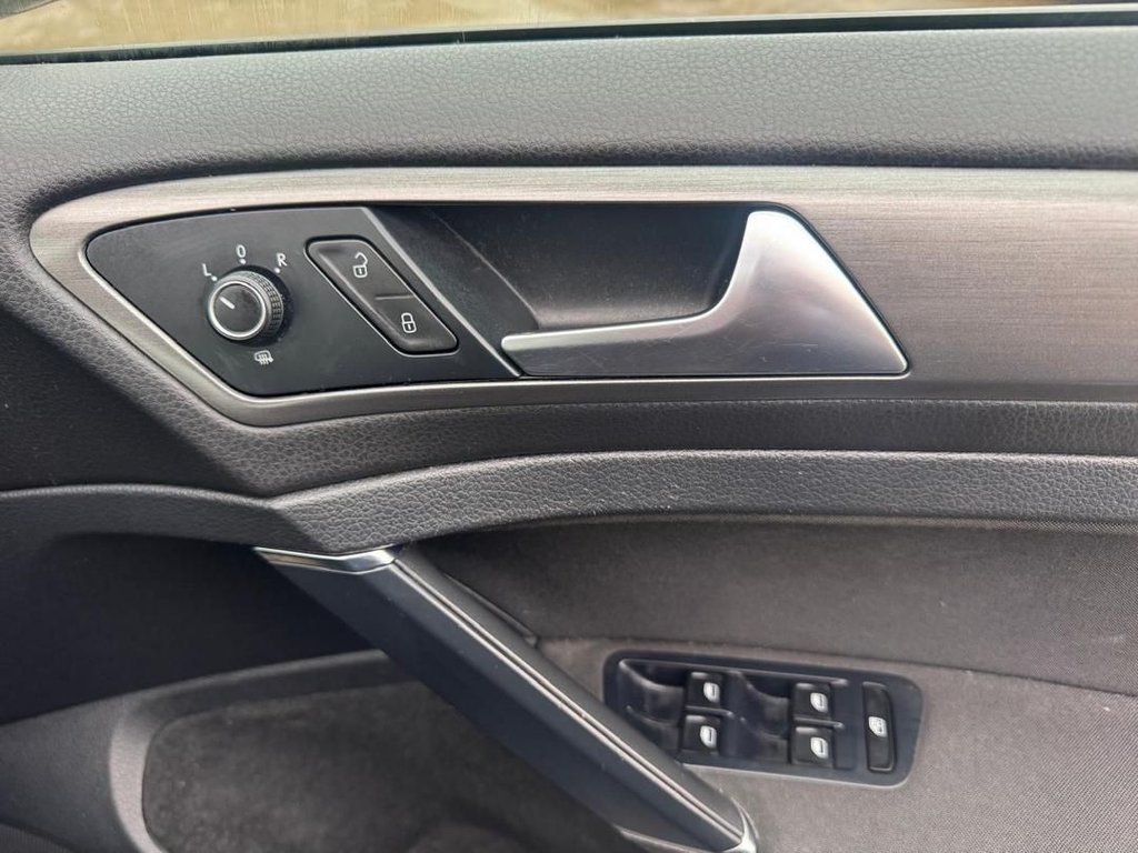 Used Volkswagen Golf 2014 for sale - 77841281: Photo 26