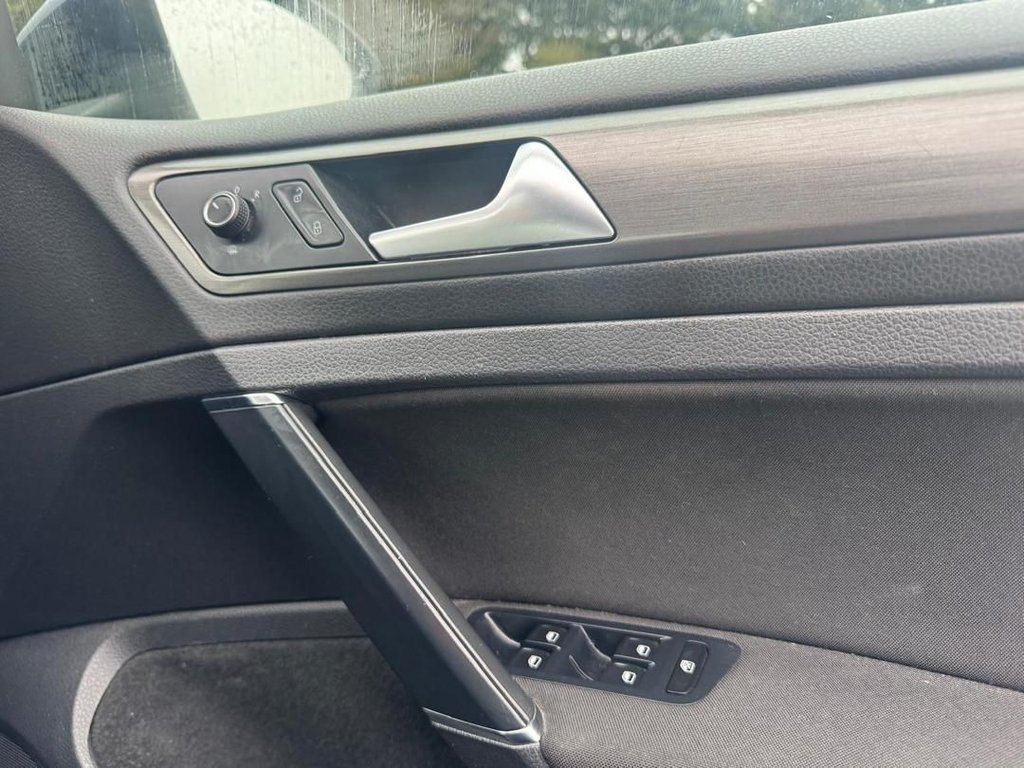 Used Volkswagen Golf 2014 for sale - 77841281: Photo 27