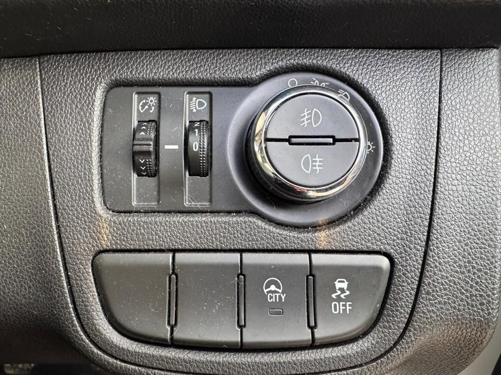 Used Vauxhall Viva 2017 for sale - 77368951: Photo 28