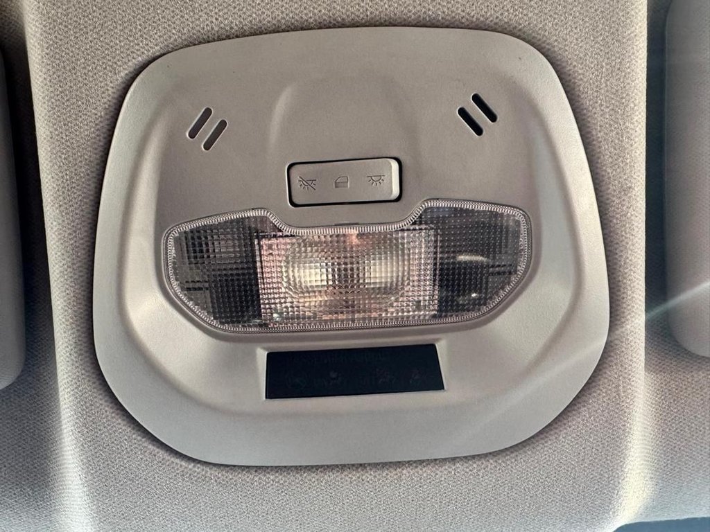 Used Vauxhall Viva 2017 for sale - 77368951: Photo 29