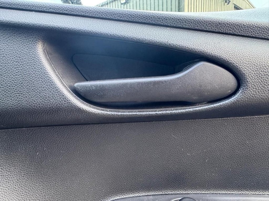 Used Vauxhall Viva 2017 for sale - 77368951: Photo 33