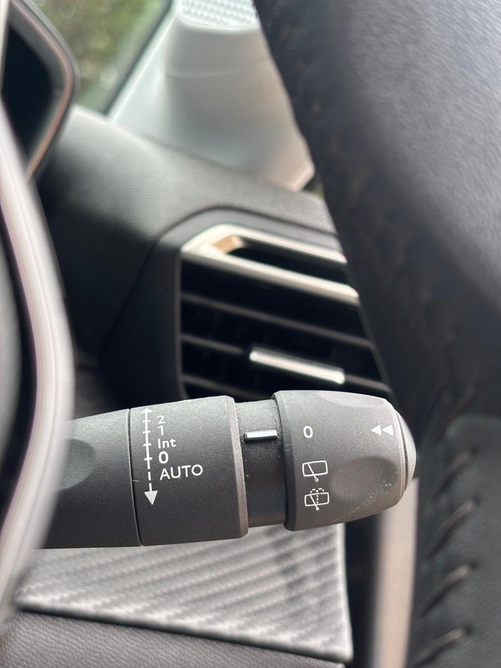 Used Peugeot 208 2023 for sale - 77369300: Photo 18