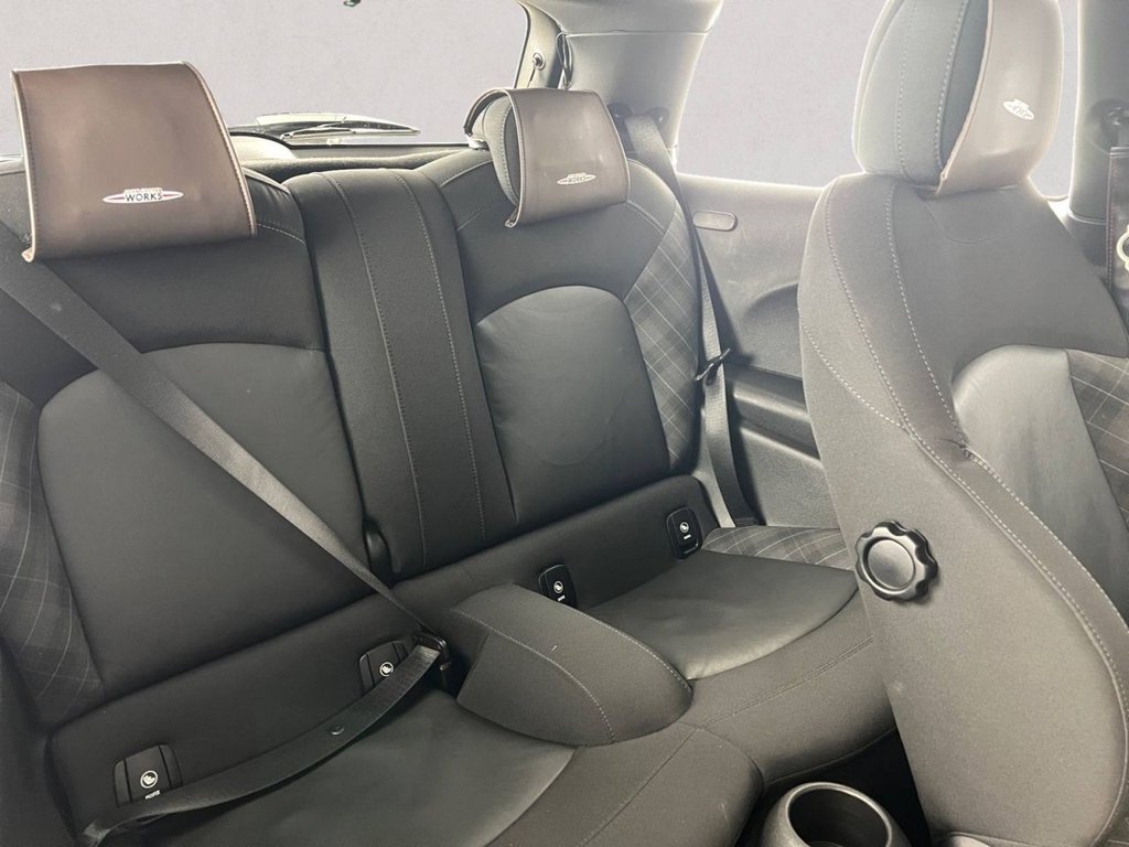 Used MINI Hatch 2017 for sale - 77673468: Photo 32