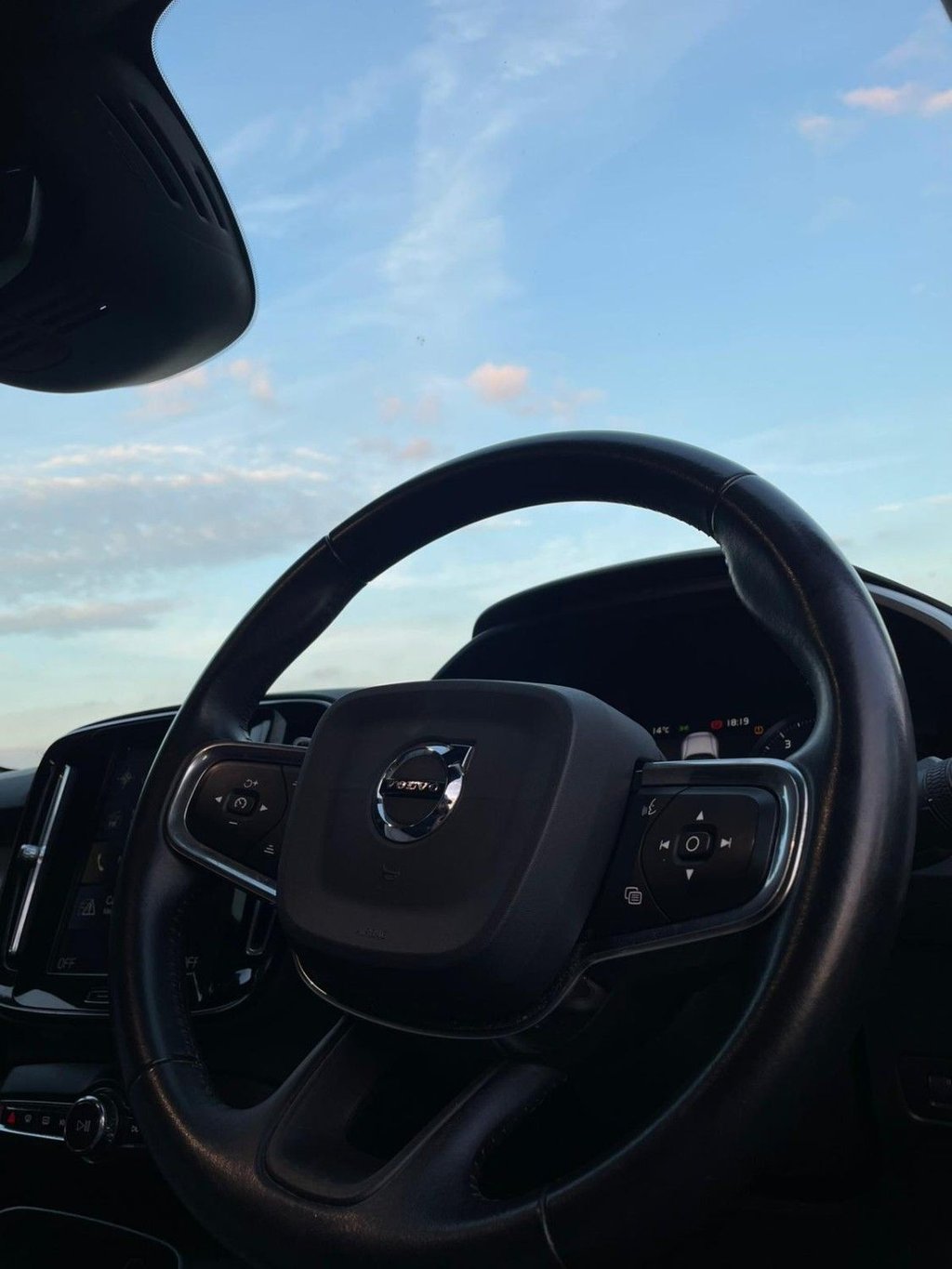 Used Volvo XC40 2020 for sale - 77884961: Photo 18