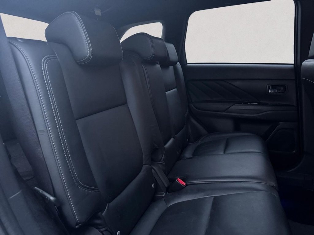 Used Mitsubishi Outlander 2018 for sale - 77557732: Photo 29