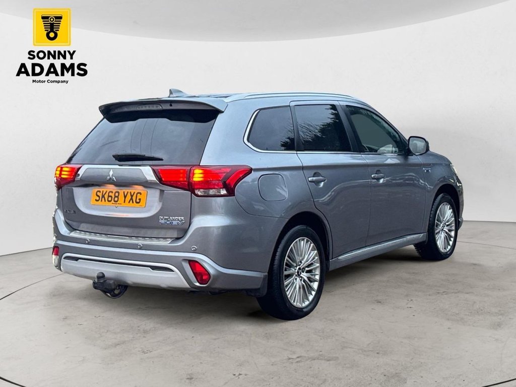 Used Mitsubishi Outlander 2018 for sale - 77557732: Photo 5