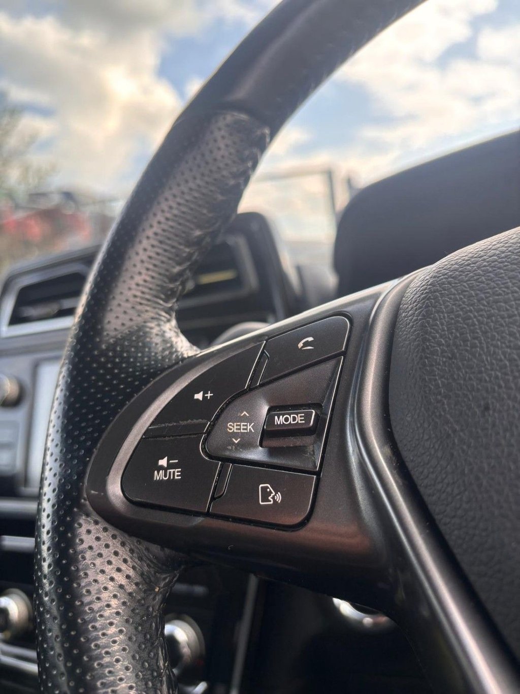 Used Ssangyong Tivoli 2022 for sale - 77369261: Photo 17