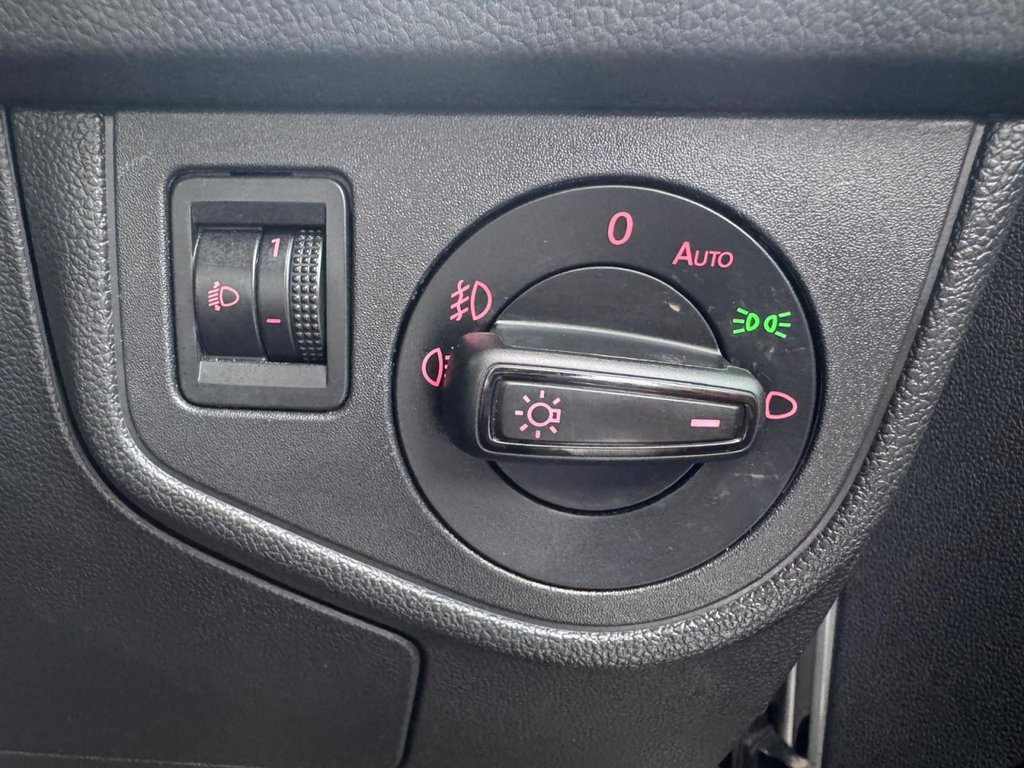 Used Volkswagen Polo 2021 for sale - 77820805: Photo 37