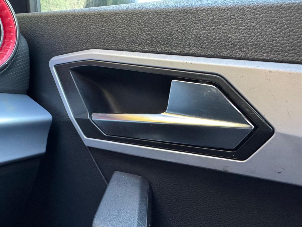 Used SEAT Arona 2023 for sale - 77976360: Photo 30