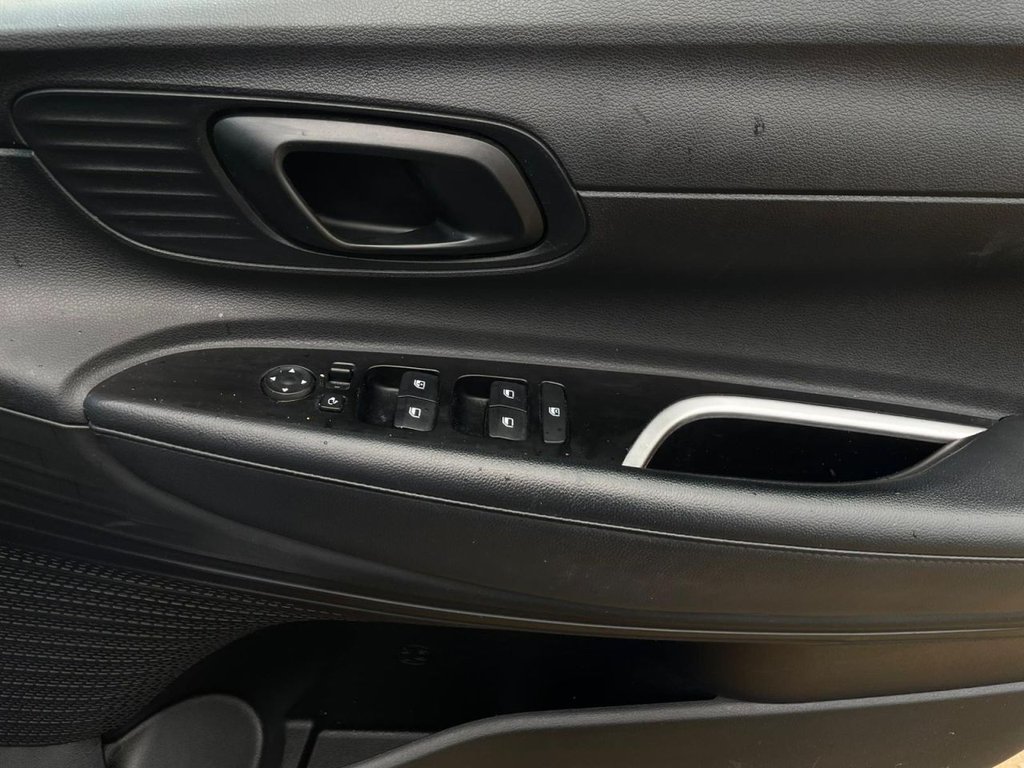 Used Hyundai BAYON 2022 for sale - 77369348: Photo 35