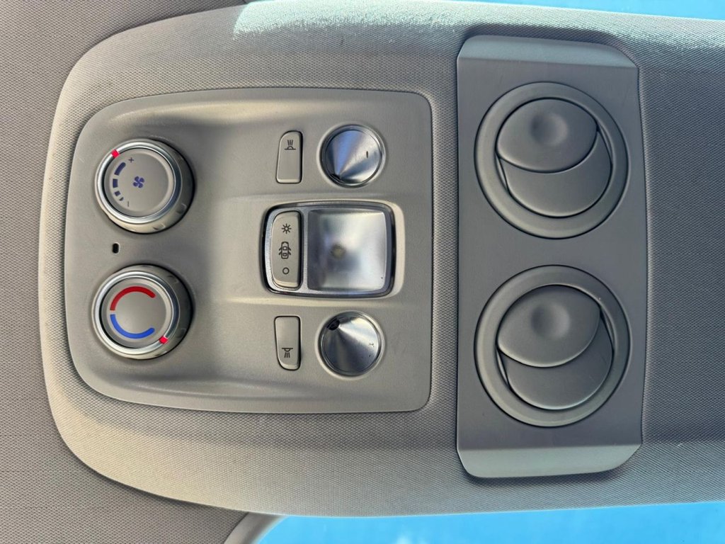 Used Peugeot Traveller 2020 for sale - 78043917: Photo 35