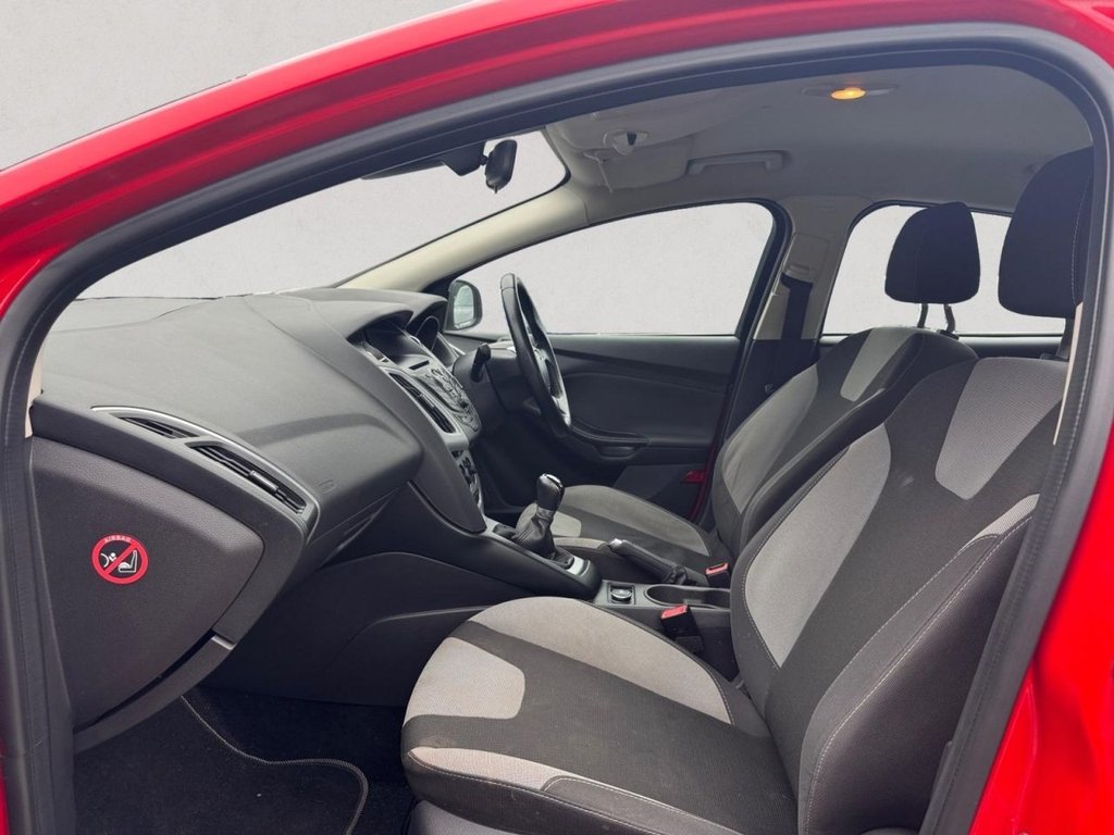 Used Ford Focus 2015 for sale - 77638144: Photo 12