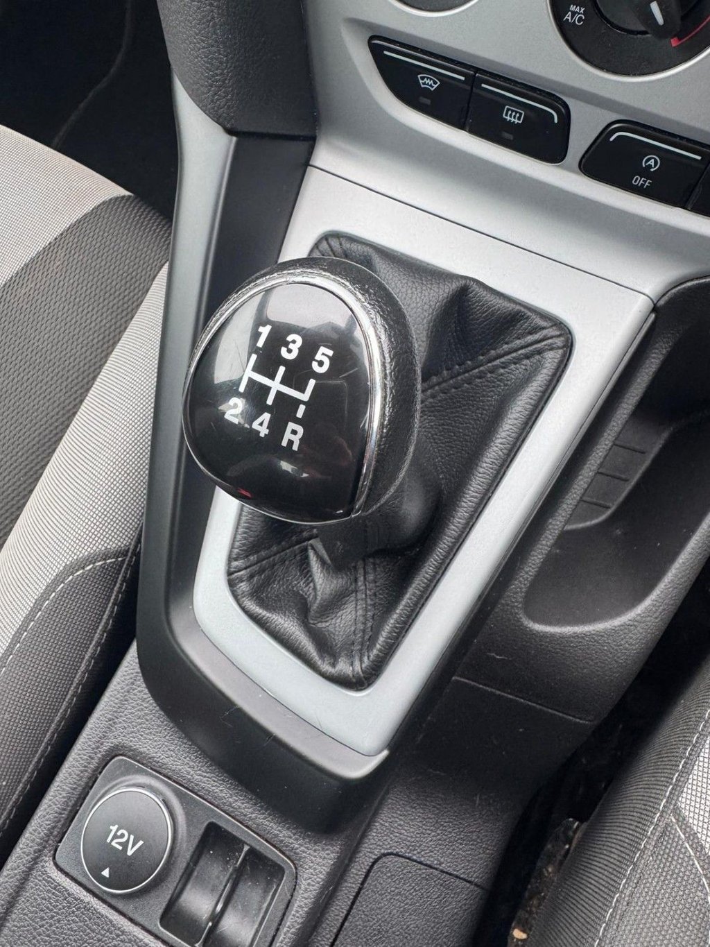 Used Ford Focus 2015 for sale - 77638144: Photo 21