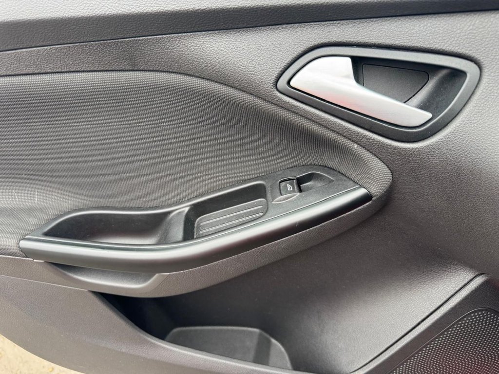 Used Ford Focus 2015 for sale - 77638144: Photo 37