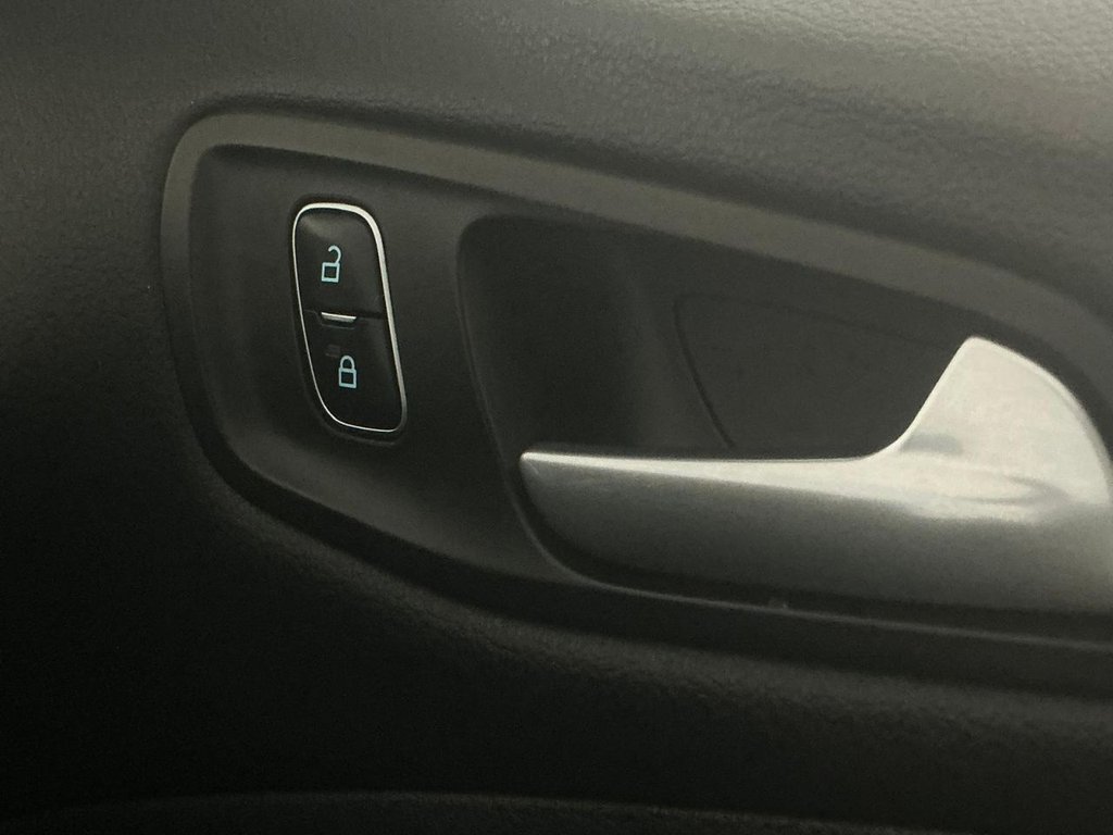 Used Ford Kuga 2018 for sale - 77368894: Photo 37