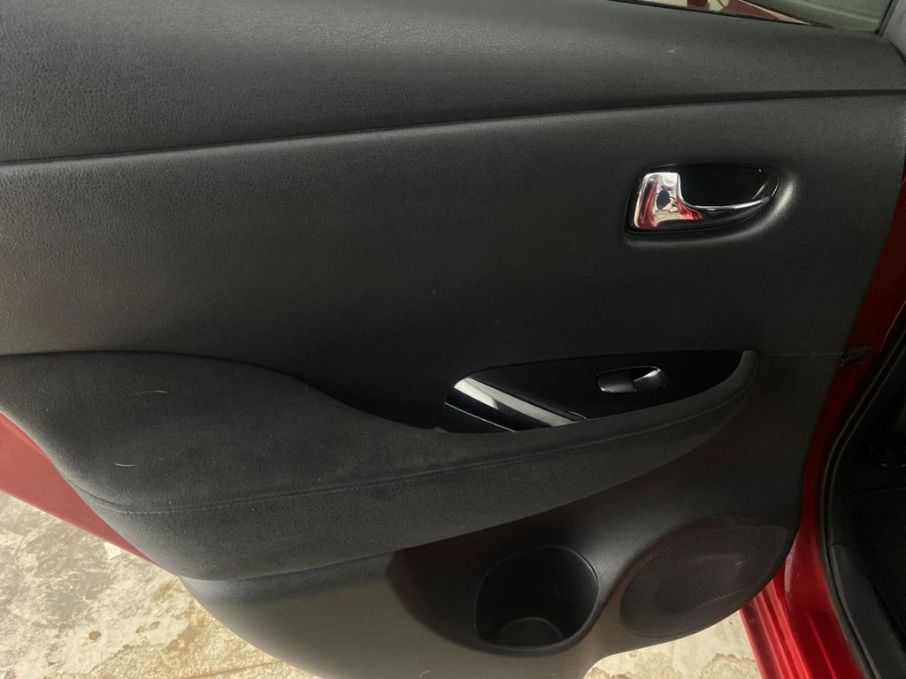 Used Nissan Leaf 2015 for sale - 78136960: Photo 15