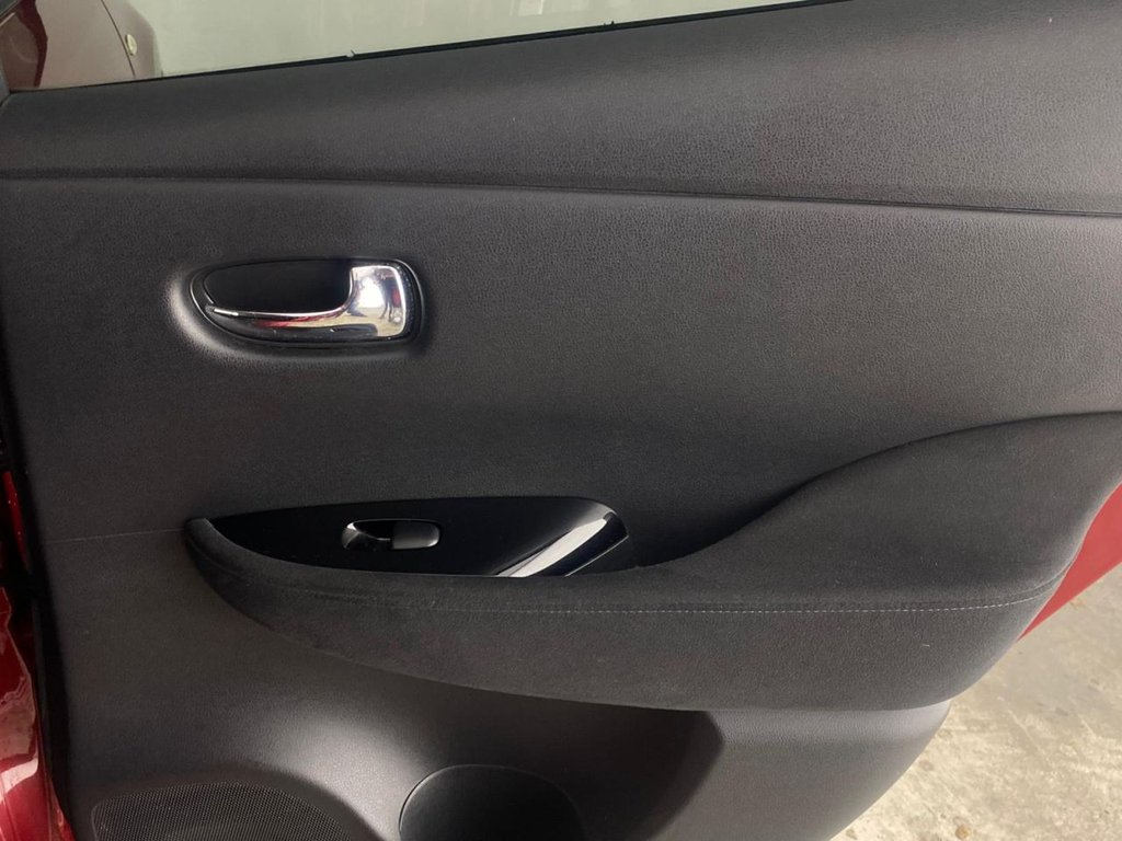 Used Nissan Leaf 2015 for sale - 78136960: Photo 16