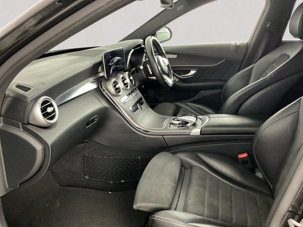 Used Mercedes-Benz C Class 2018 for sale - 77600104: Photo 20