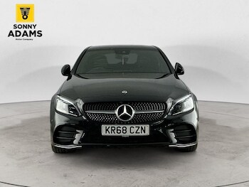 Used Mercedes-Benz C Class 2018 for sale - 77600104: Photo