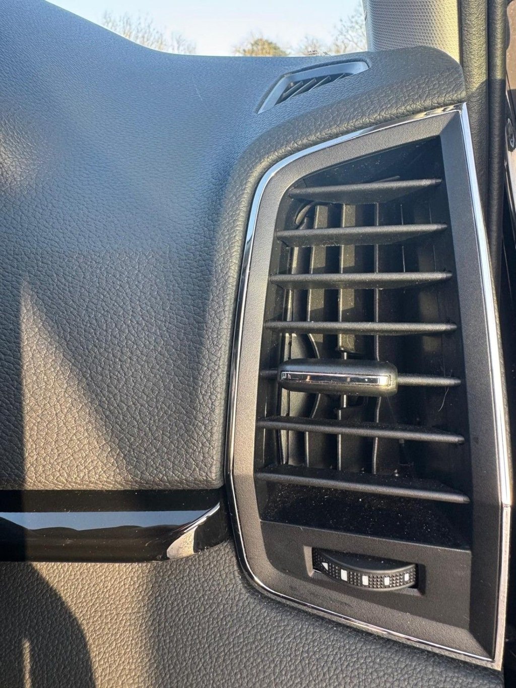 Used Skoda Karoq 2024 for sale - 77685250: Photo 23