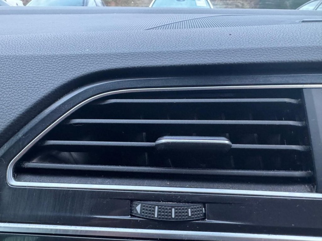 Used Volkswagen Tiguan 2021 for sale - 77369137: Photo 36