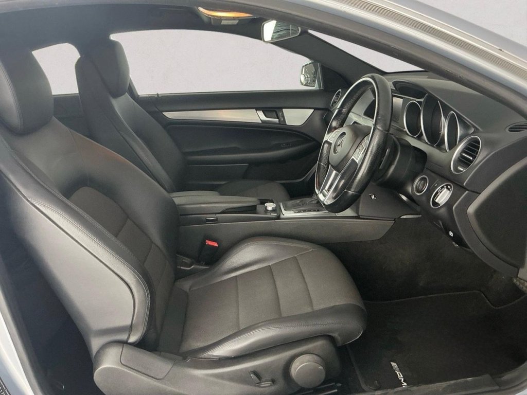 Used Mercedes-Benz C Class 2012 for sale - 77673571: Photo 12