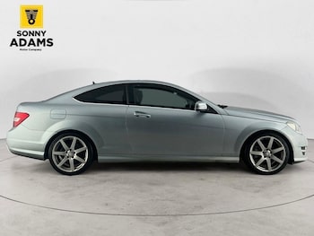 Used Mercedes-Benz C Class 2012 for sale - 77673571: Photo