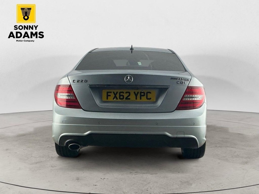 Used Mercedes-Benz C Class 2012 for sale - 77673571: Photo 6