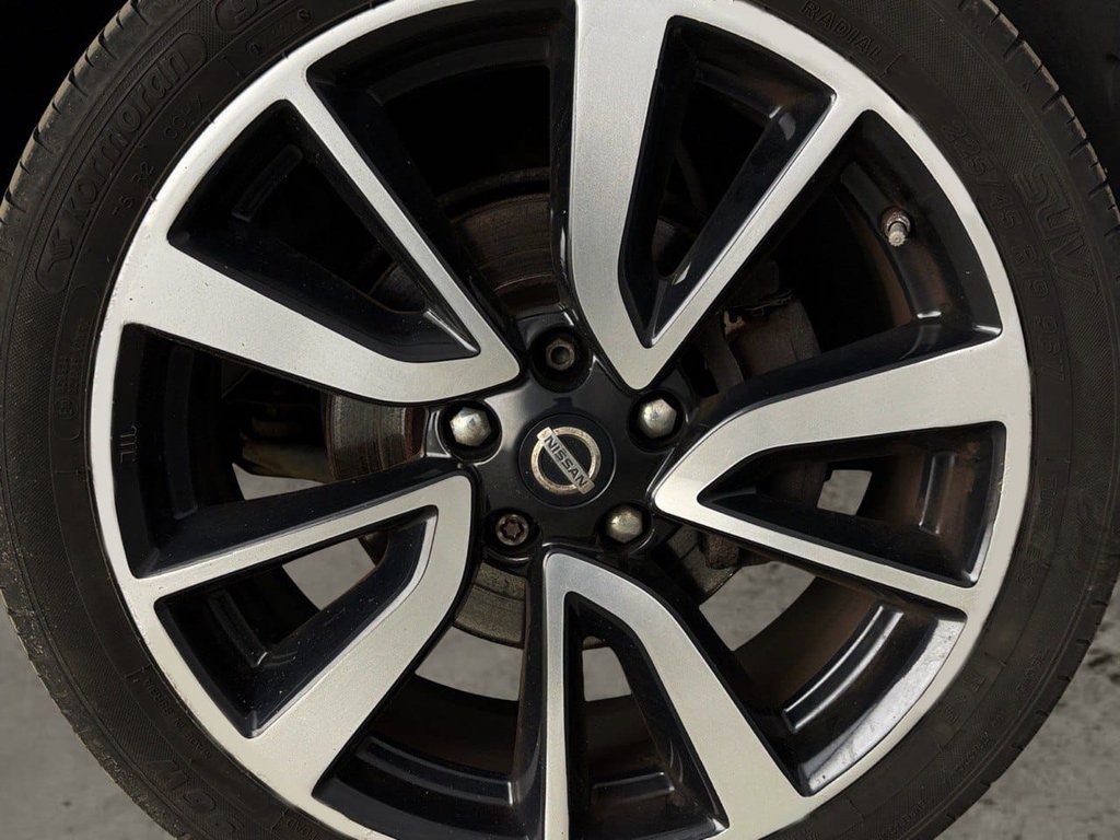 Used Nissan Qashqai 2015 for sale - 77755218: Photo 9