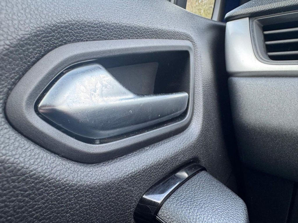 Used Renault Captur 2023 for sale - 77546807: Photo 25