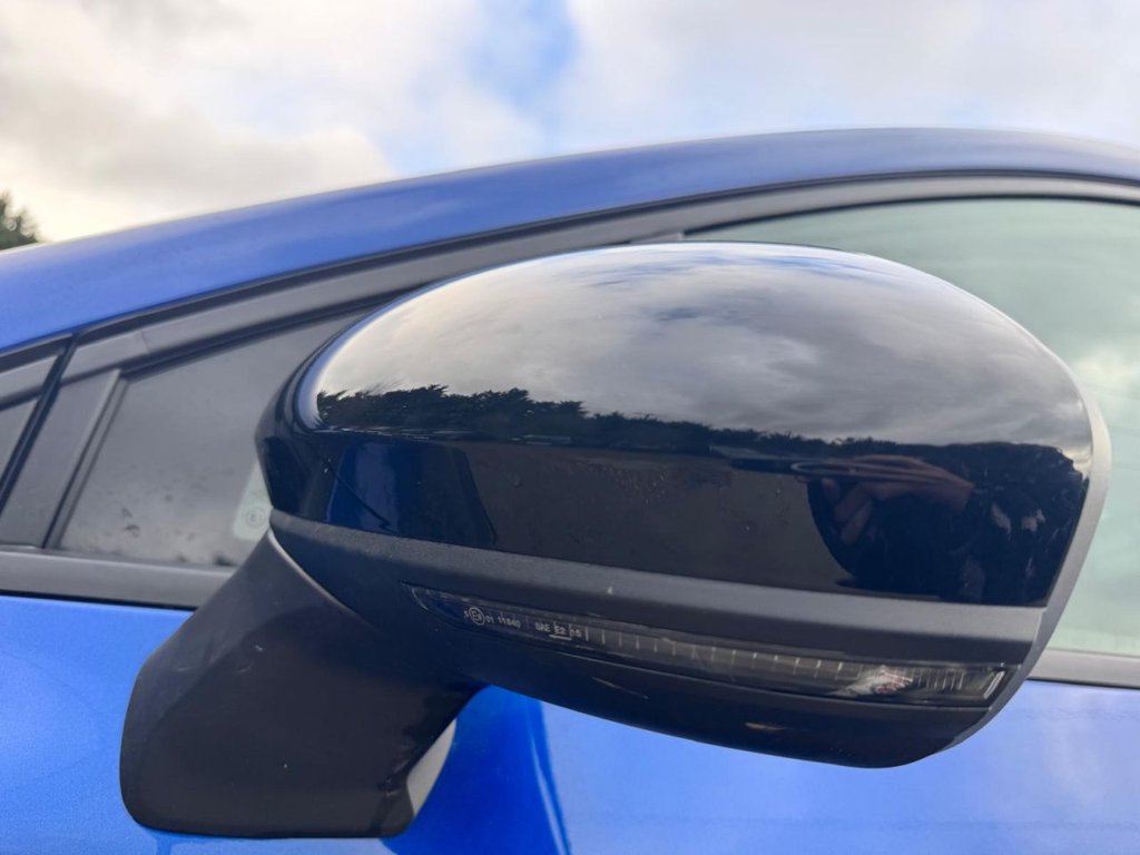 Used Renault Captur 2023 for sale - 77546807: Photo 35