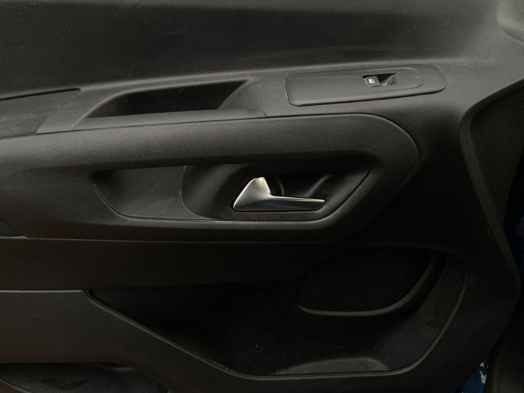 Used Vauxhall Combo Life 2022 for sale - 77369303: Photo 36