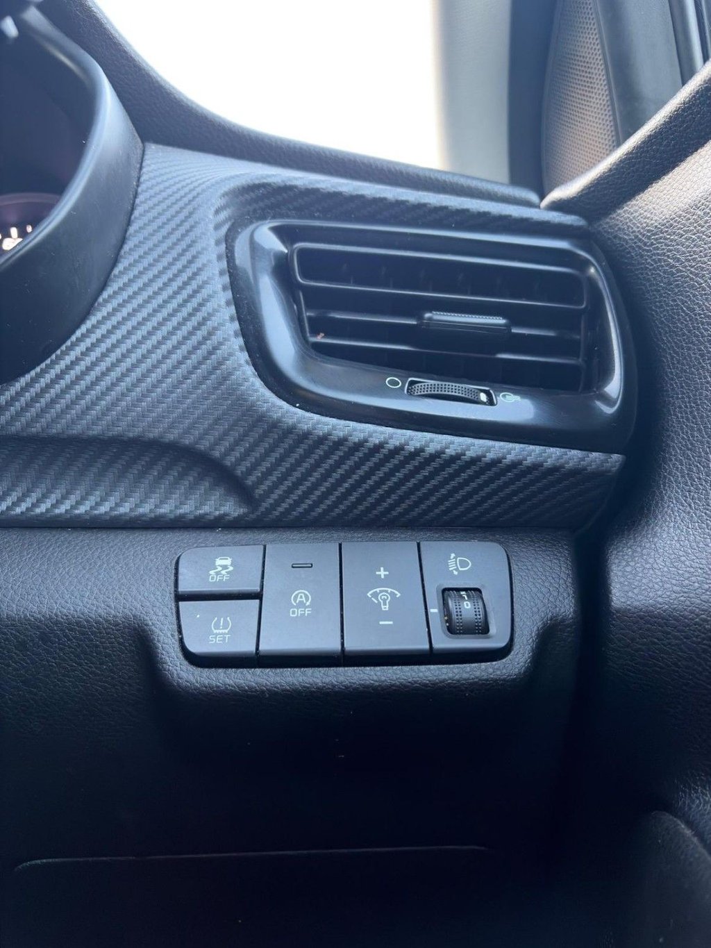 Used Kia Stonic 2023 for sale - 77369223: Photo 31